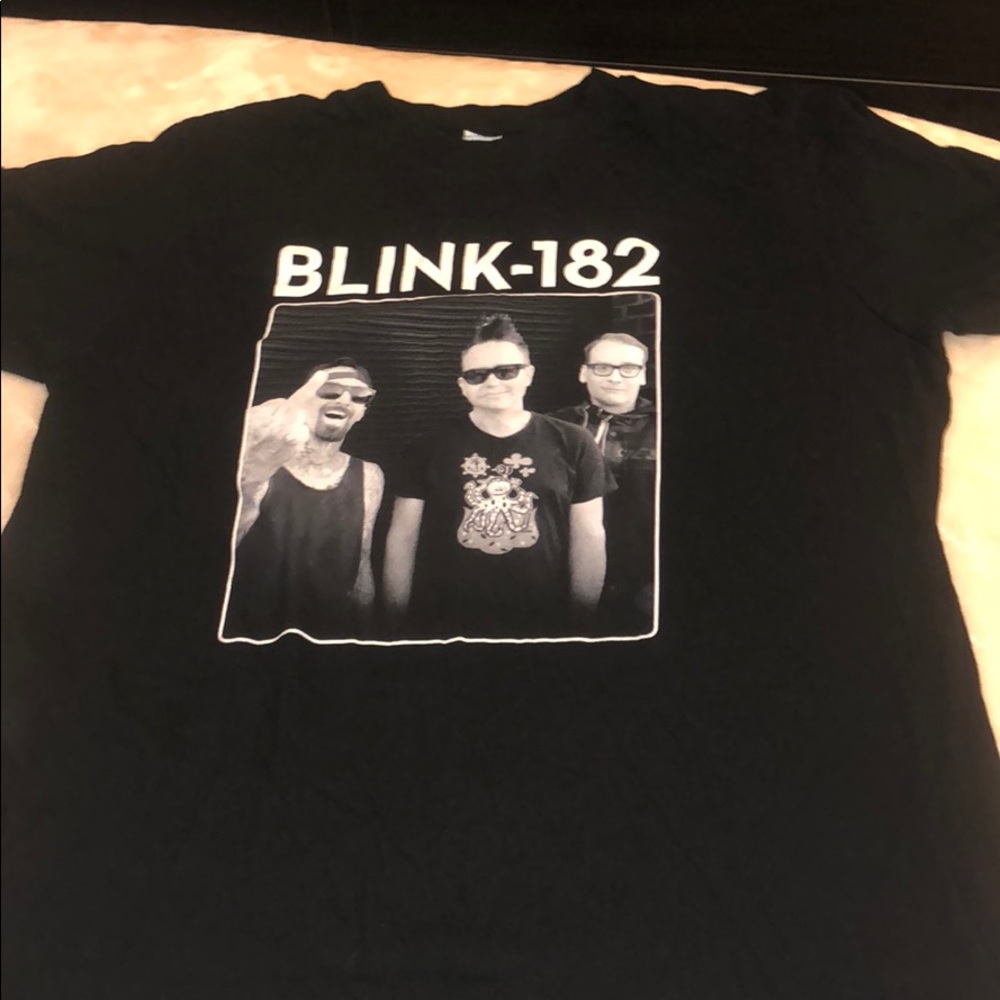 BLINK 182 TEE